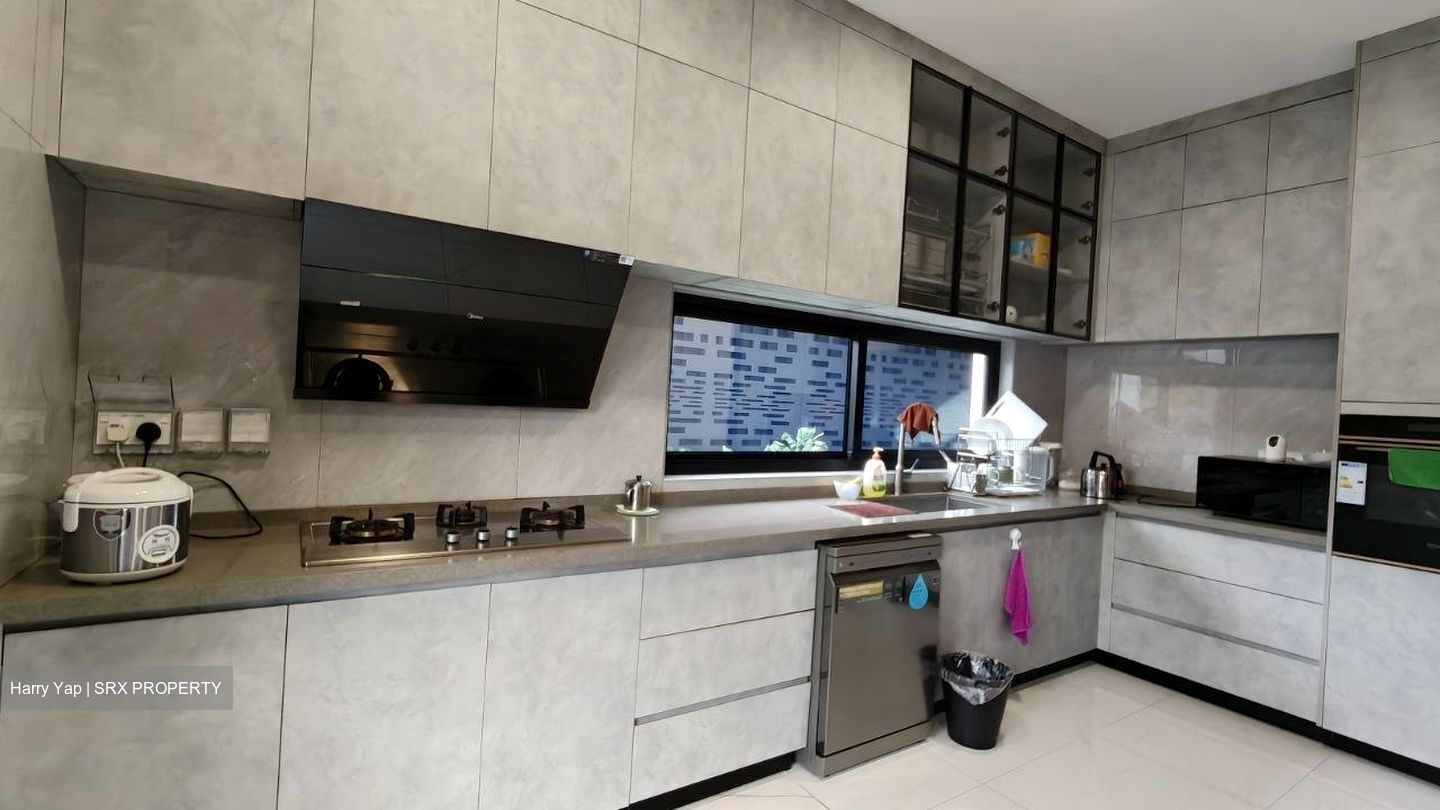 Serangoon Garden Estate (D19), Semi-Detached #580785051
